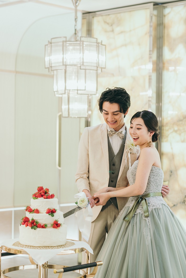 【挙式演出】オーバーカラードレス