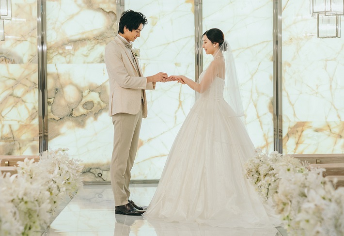 【挙式演出】オーバーカラードレス