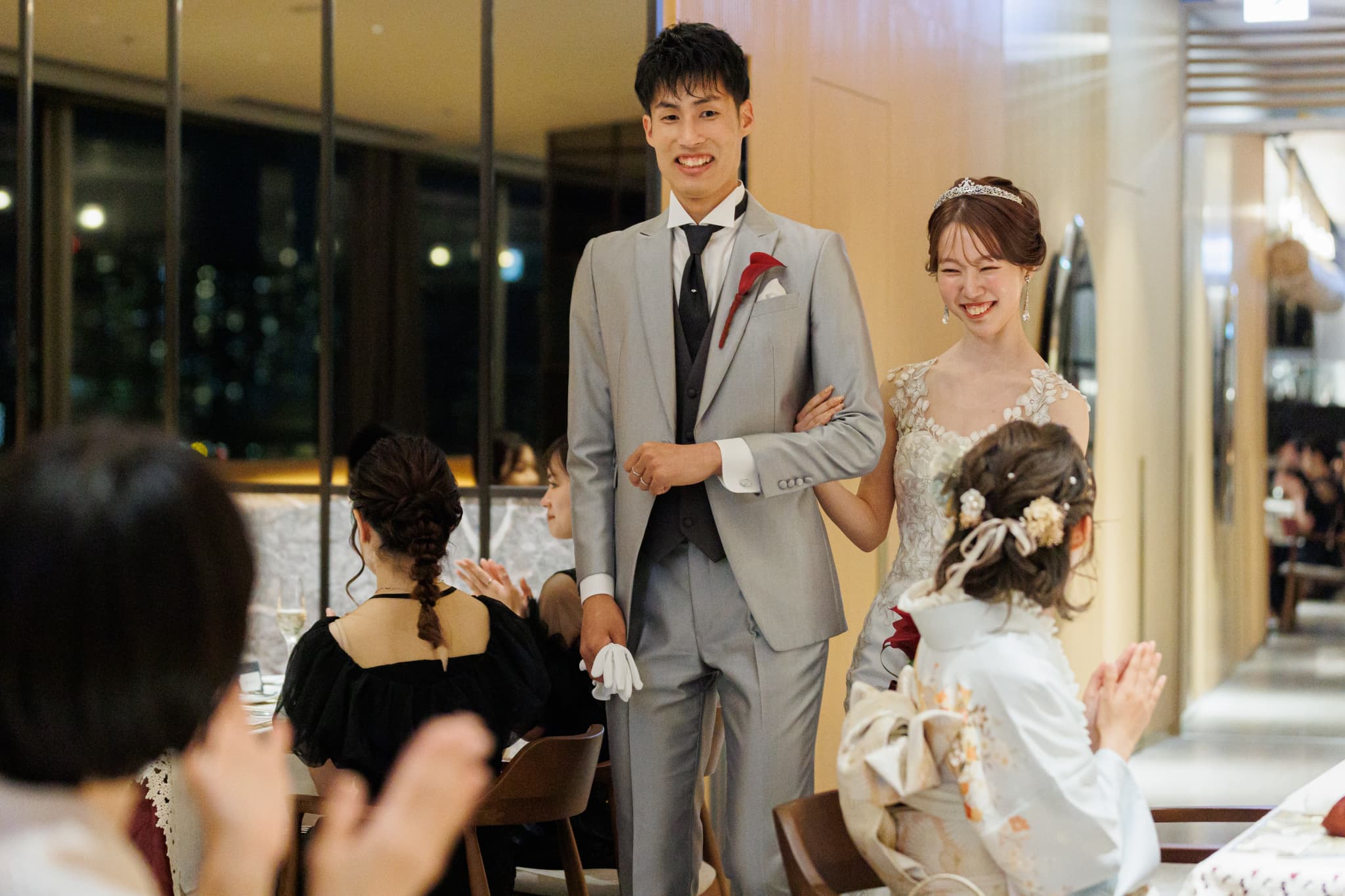 夕景と夜景に包まれた、温かな小さな結婚式お台場Wedding