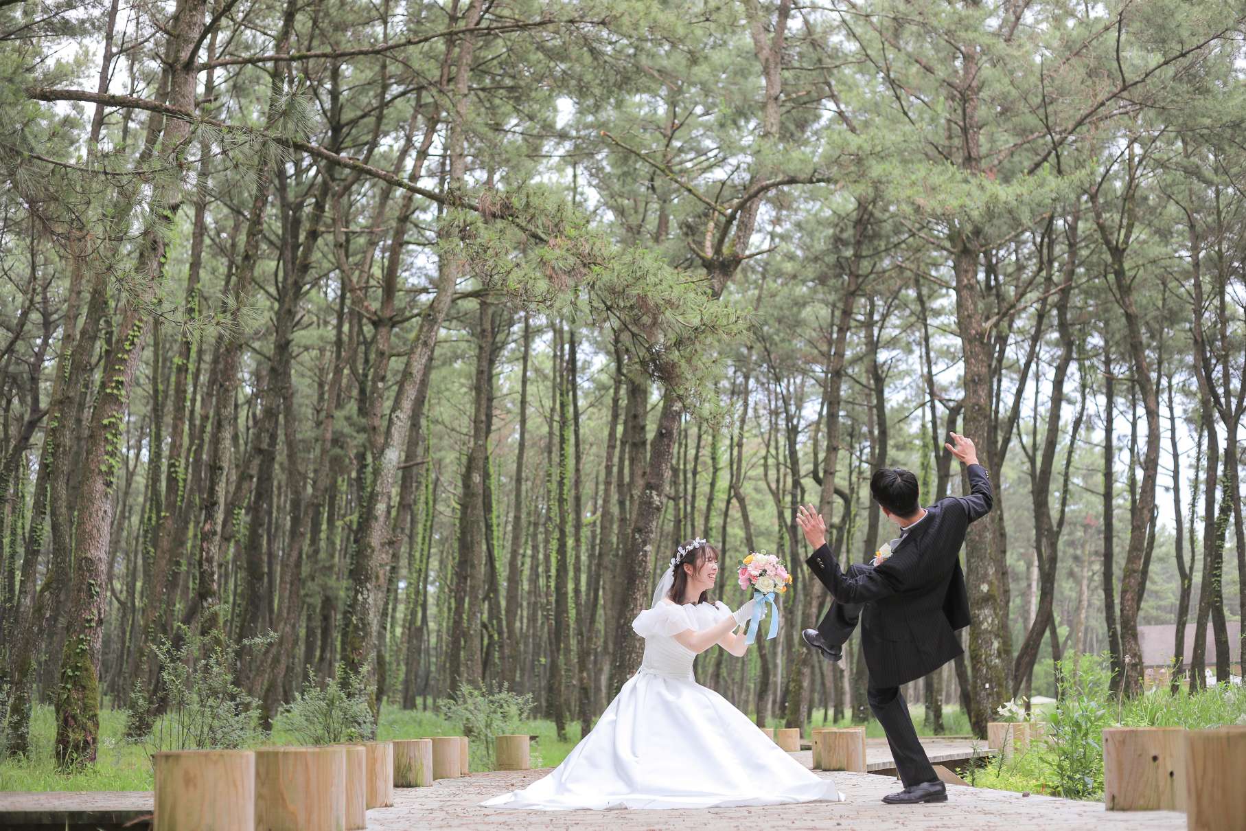 宮崎の英国式庭園で洋装フォトウェディング🌿✨