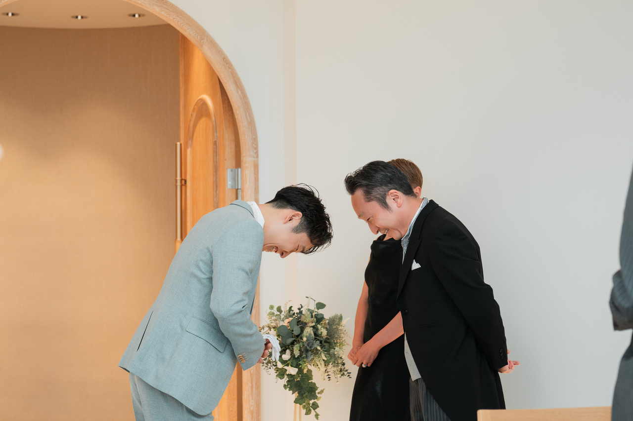 新郎最後の身支度