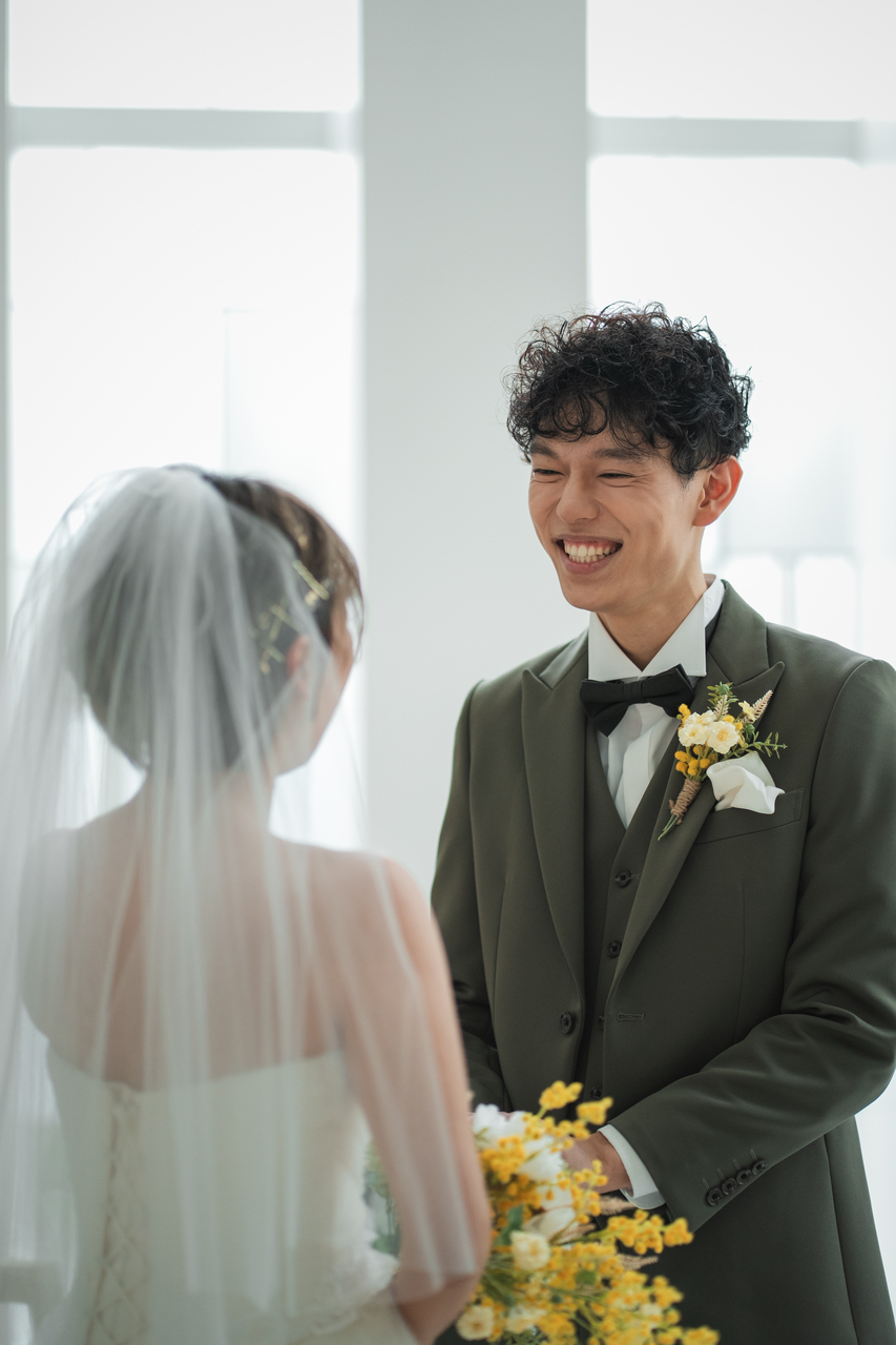 ファーストミートってなに？結婚式で生まれる「最初の特別な瞬間」