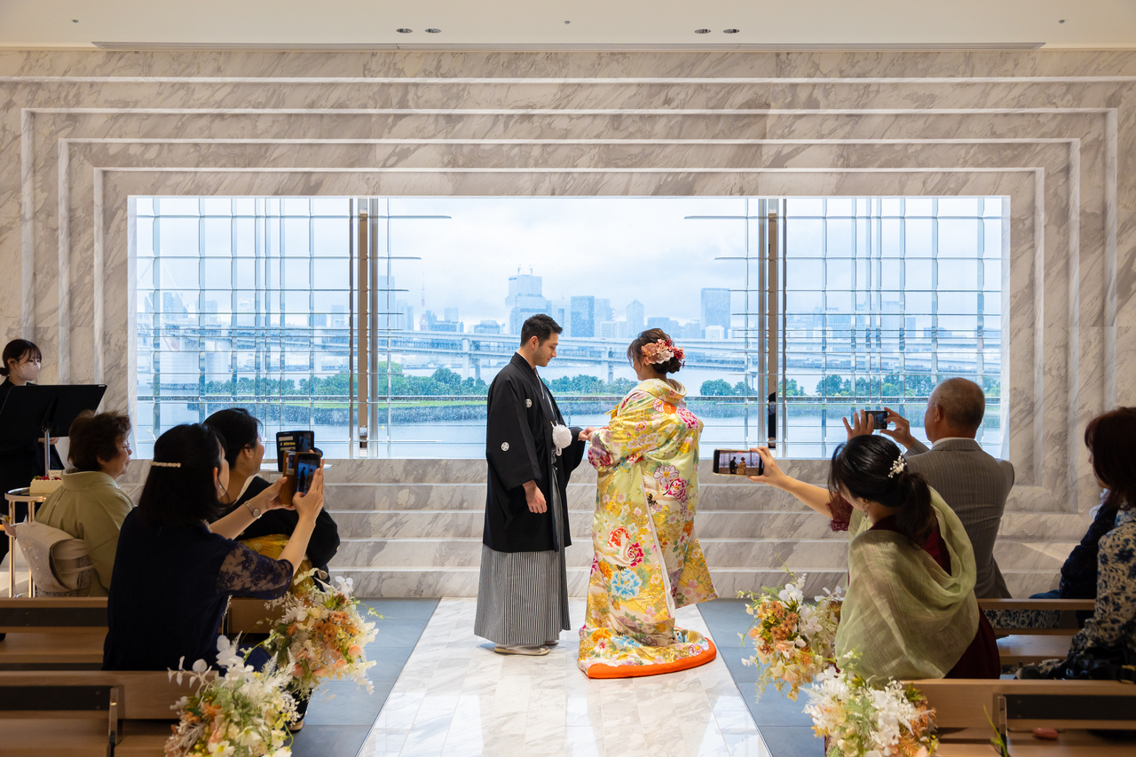 家族だけで、チャペルで叶える和装結婚式