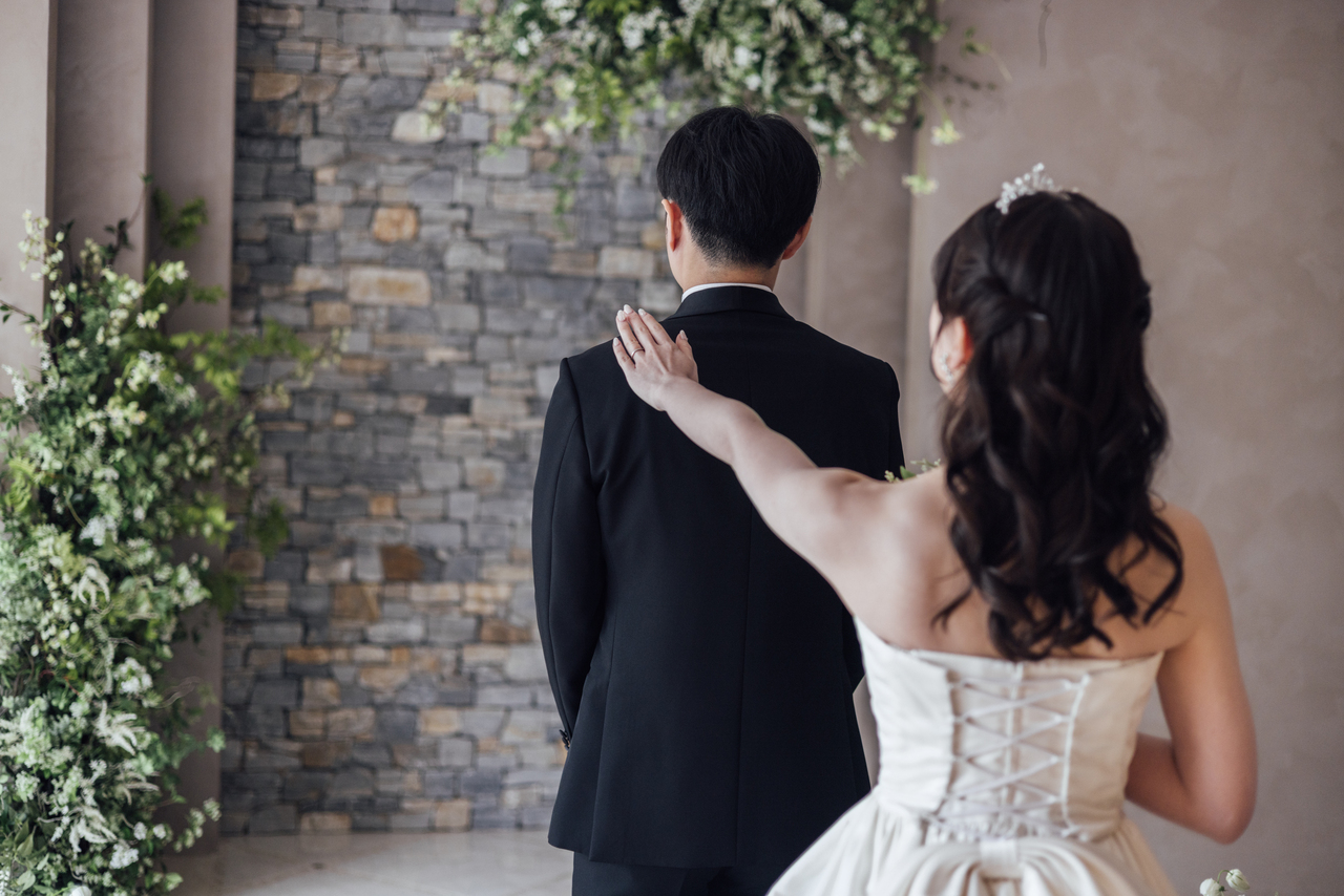 ドレスの見どころ!ファーストミートのご案内?