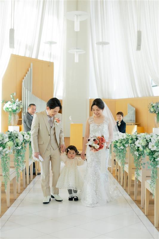 フォトウェディングでも挙式感を!