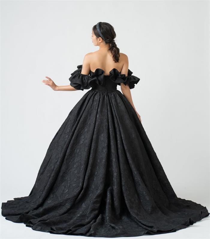 新作ドレス紹介　part２