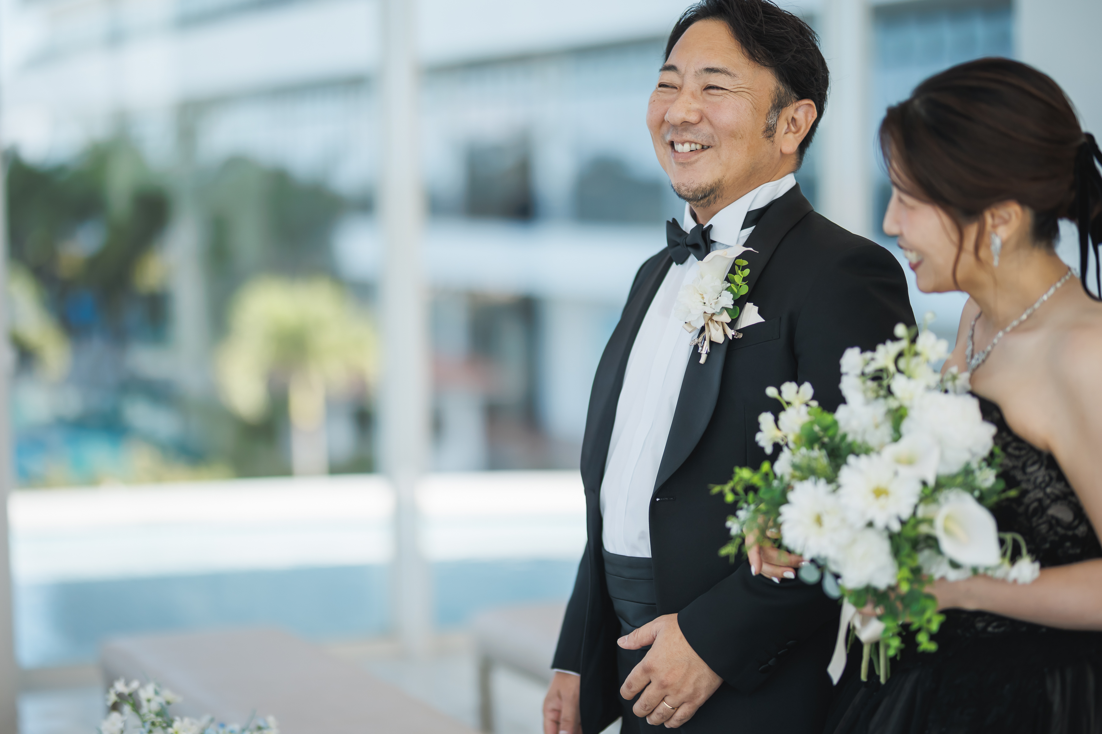 自分たちらしい色で。漆黒のドレスで刻む大人な沖縄フォト