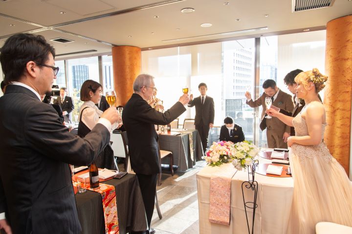 小さな結婚式表参道挙式~青山星のなる木ご会食