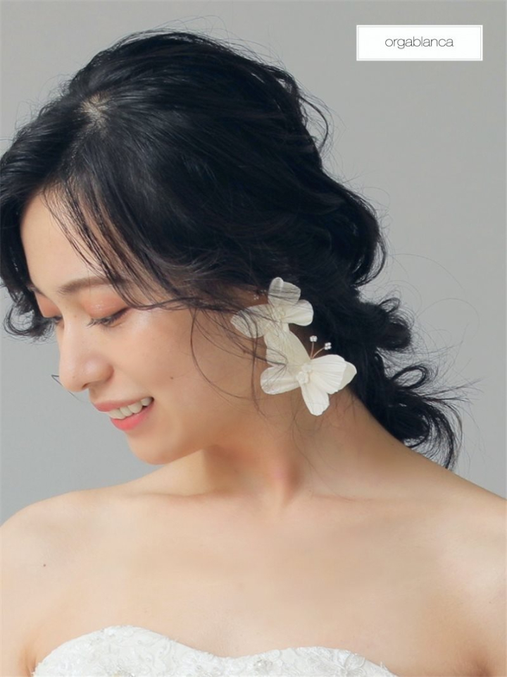 ドレスと一緒にアクセサリーもこだわろう!