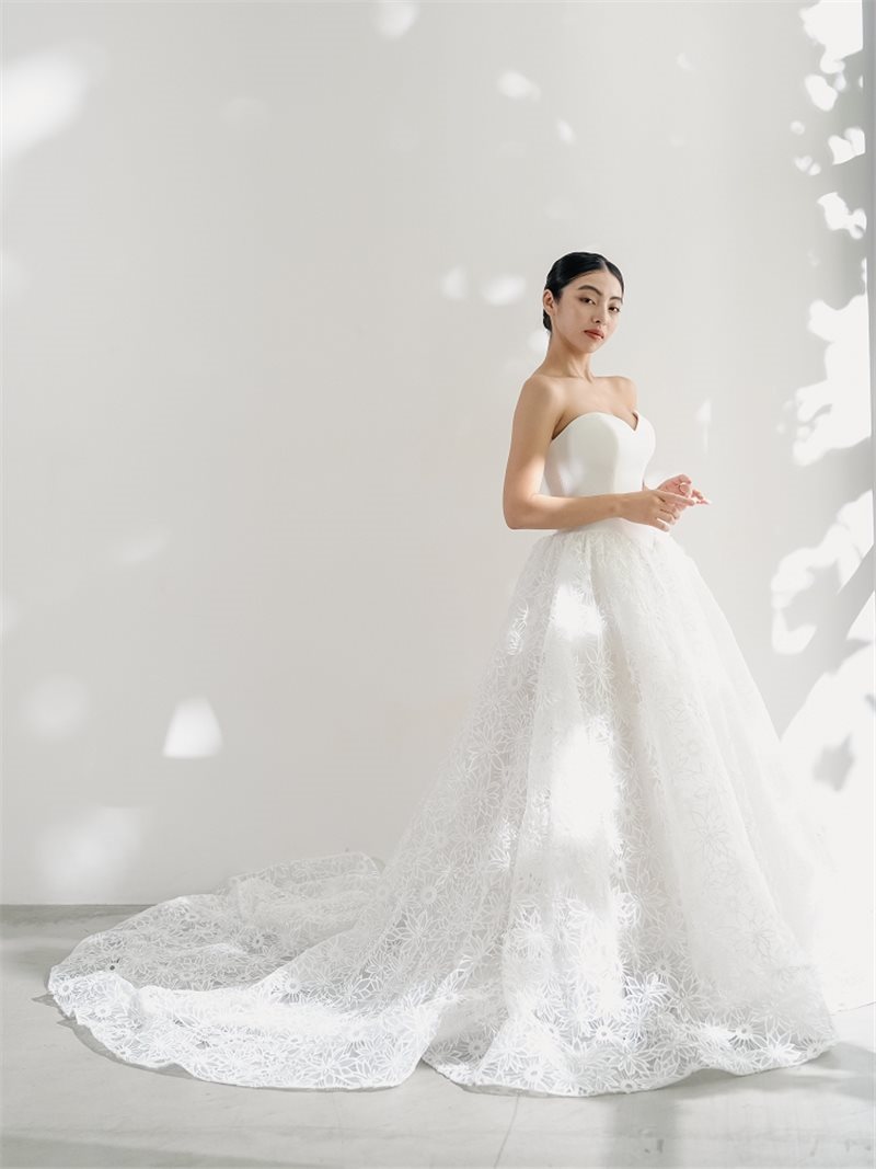 宮崎店新作衣装紹介👗✨【Allōn /アロン】