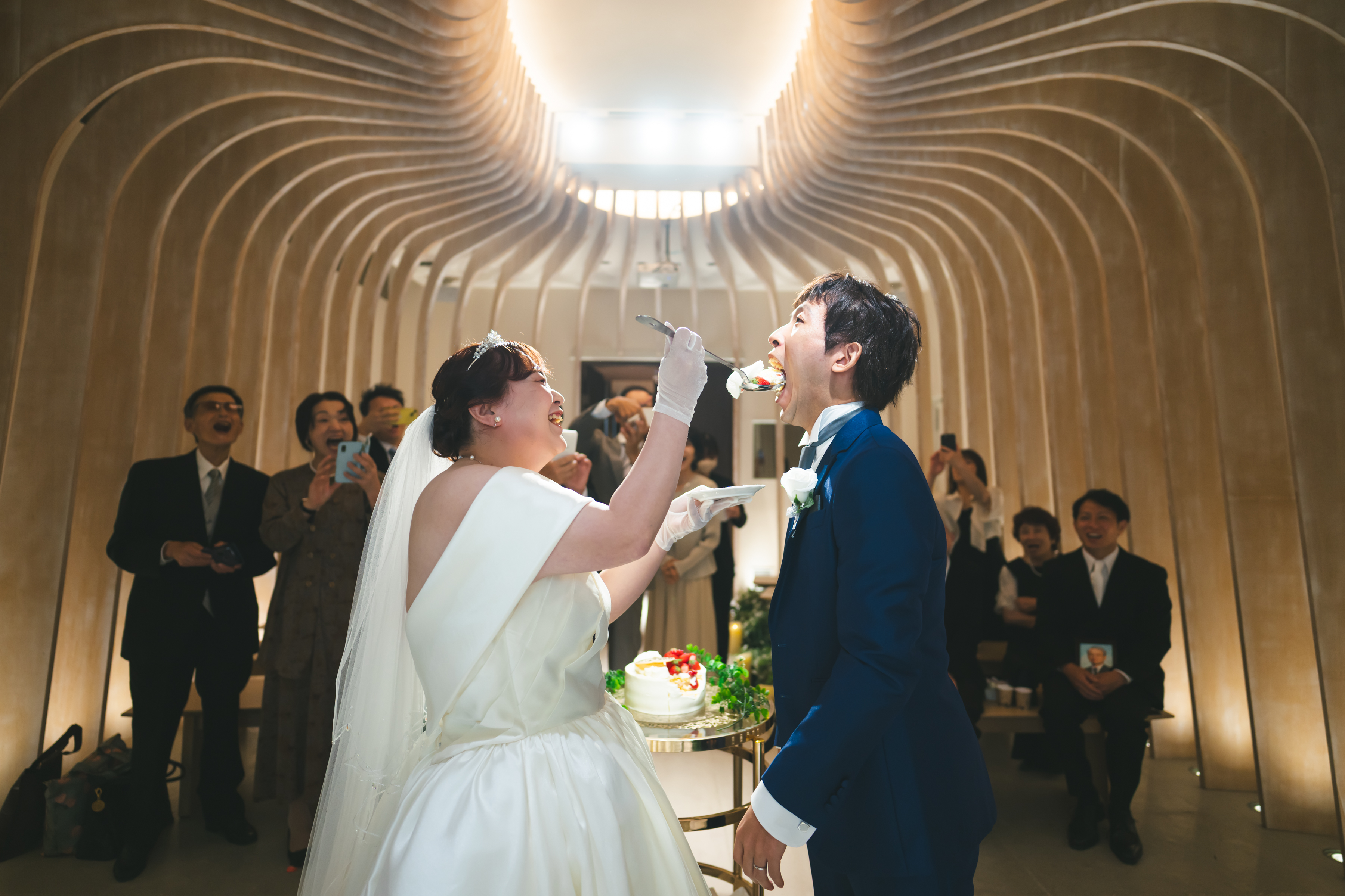 ゲストも交えた笑顔あふれる結婚式