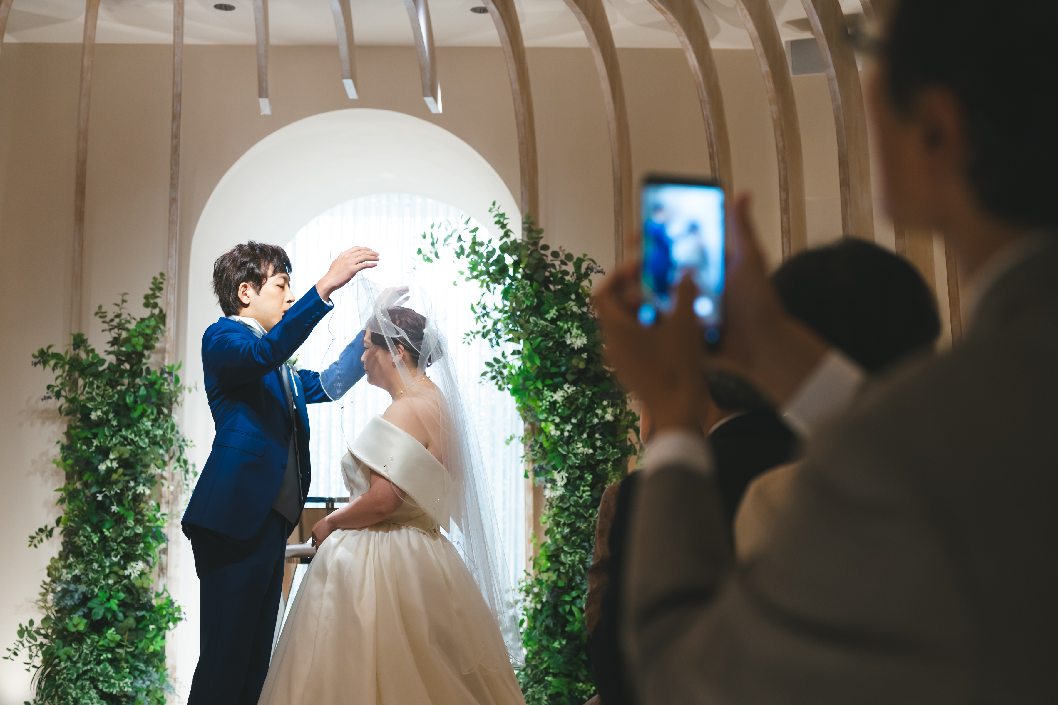 ゲストも交えた笑顔あふれる結婚式