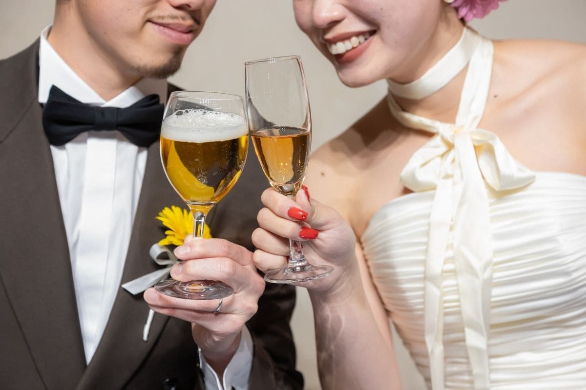 ​デニムで魅せる、新しいお色直しのカタチ