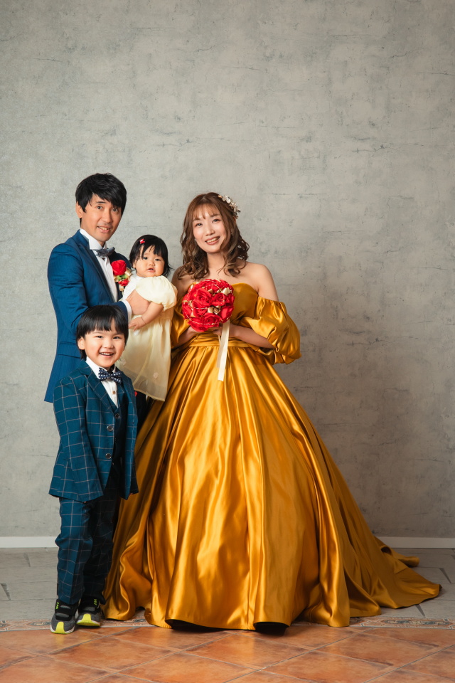 小さな結婚式松山店～洋装スタジオ撮影～