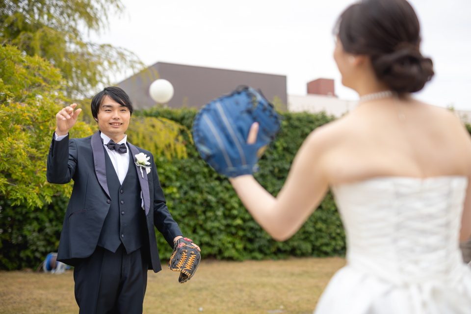 小さな結婚式松山店～ウェディングドレス　外撮影～