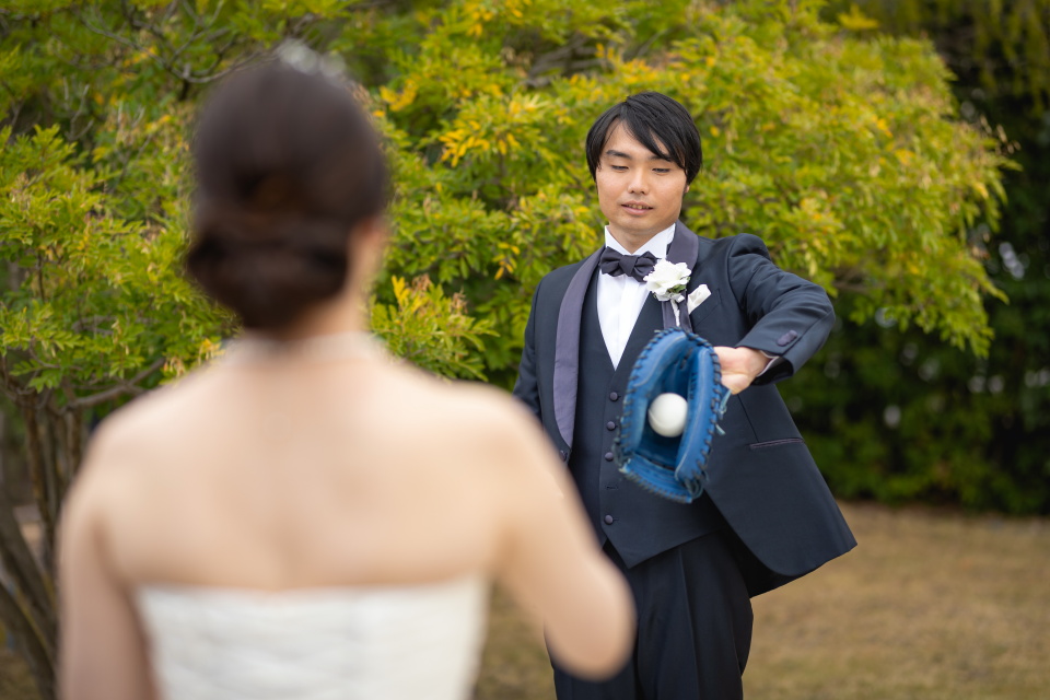 小さな結婚式松山店～ウェディングドレス　外撮影～