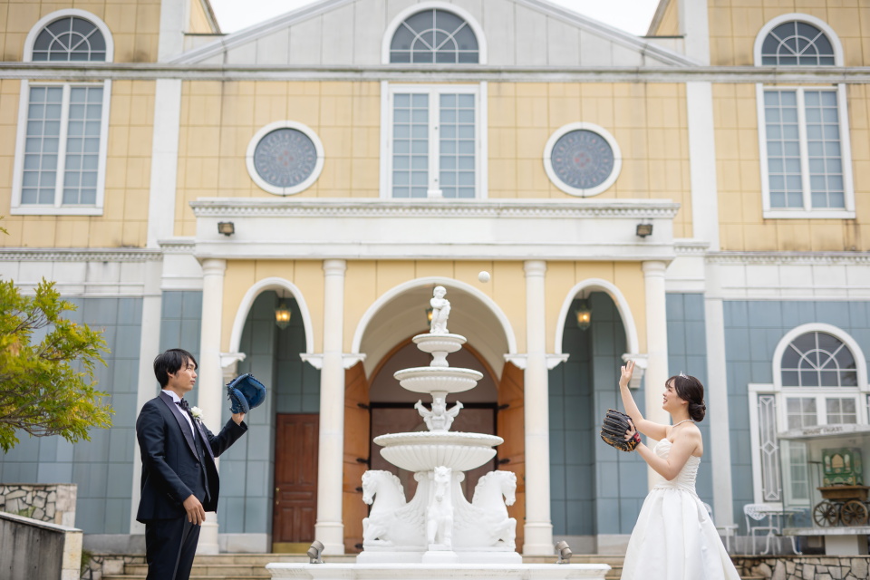 小さな結婚式松山店～ウェディングドレス　外撮影～