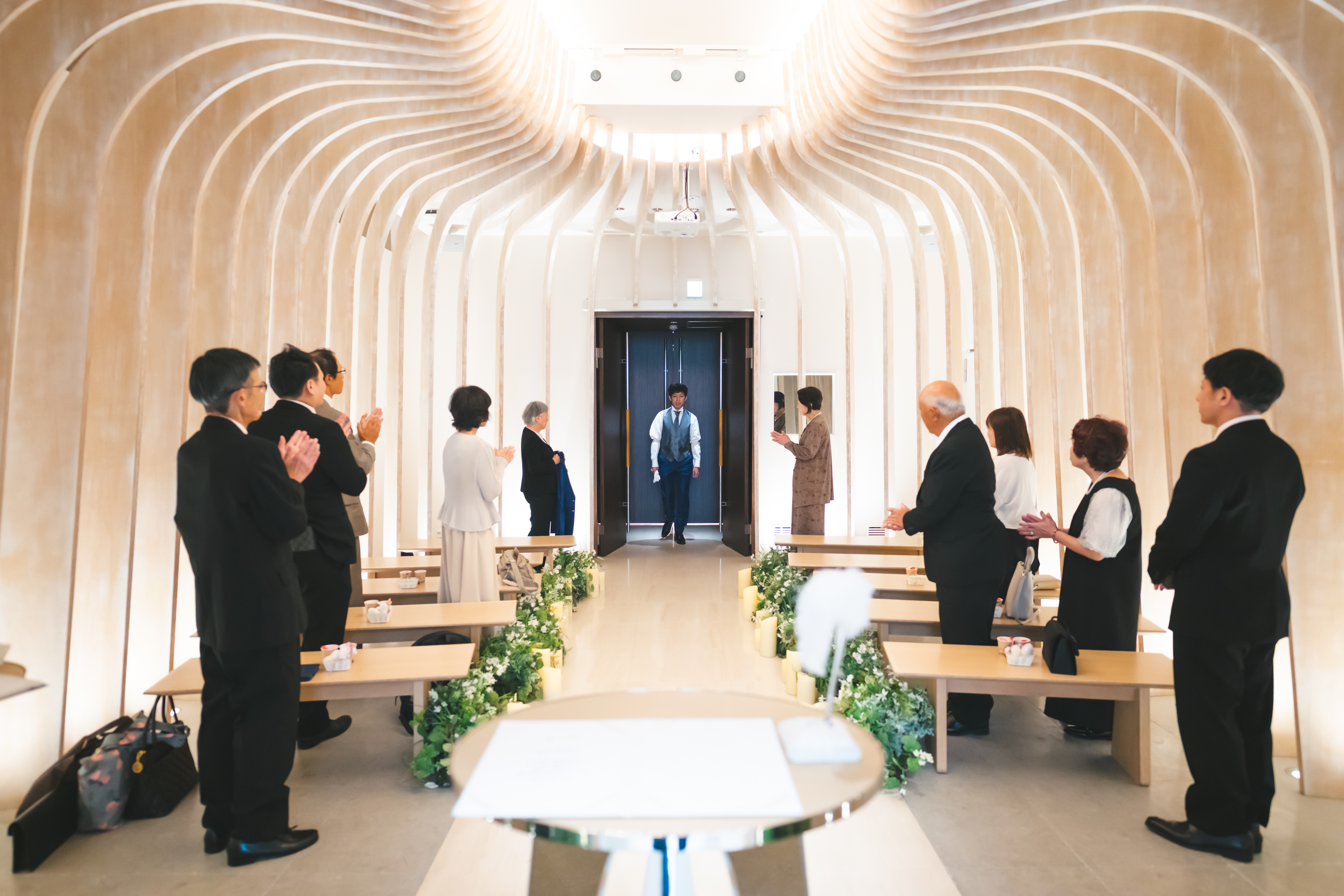 ゲストも交えた笑顔あふれる結婚式