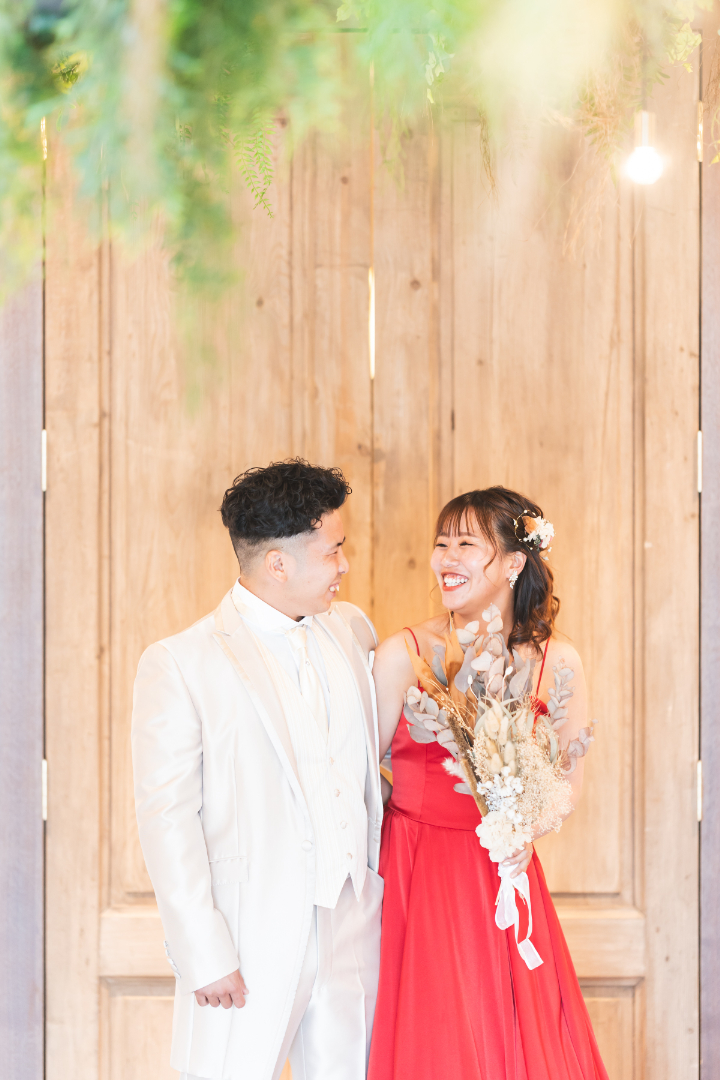 フォトウエディングレポート　No.8 カラードレス＆タキシードで前撮り