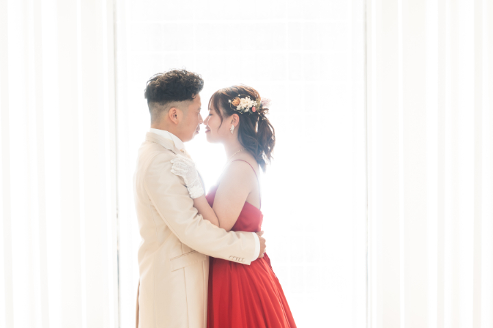 フォトウエディングレポート　No.8 カラードレス＆タキシードで前撮り