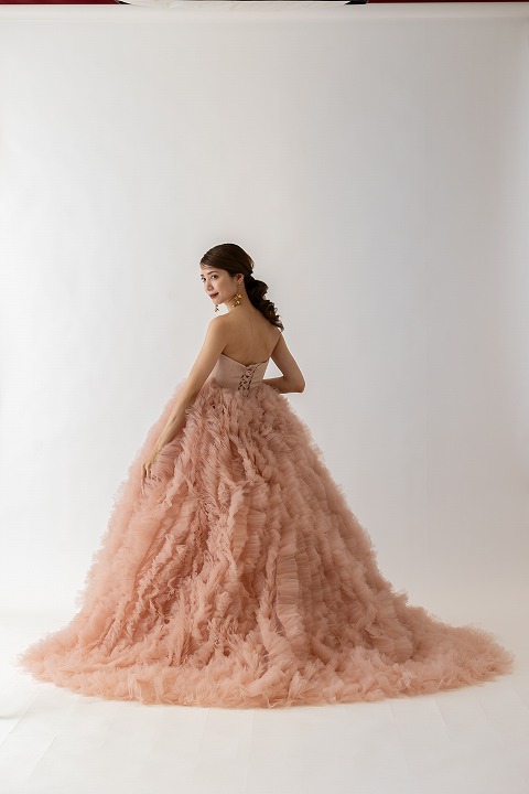 新作ドレスのご紹介☆*:.　part2