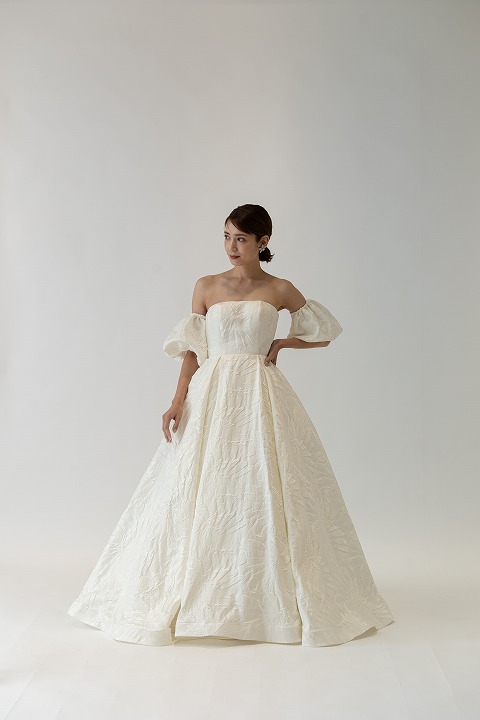 新作ドレスのご紹介☆*:.　part1