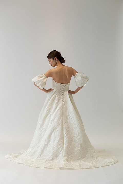 新作ドレスのご紹介☆*:.　part1