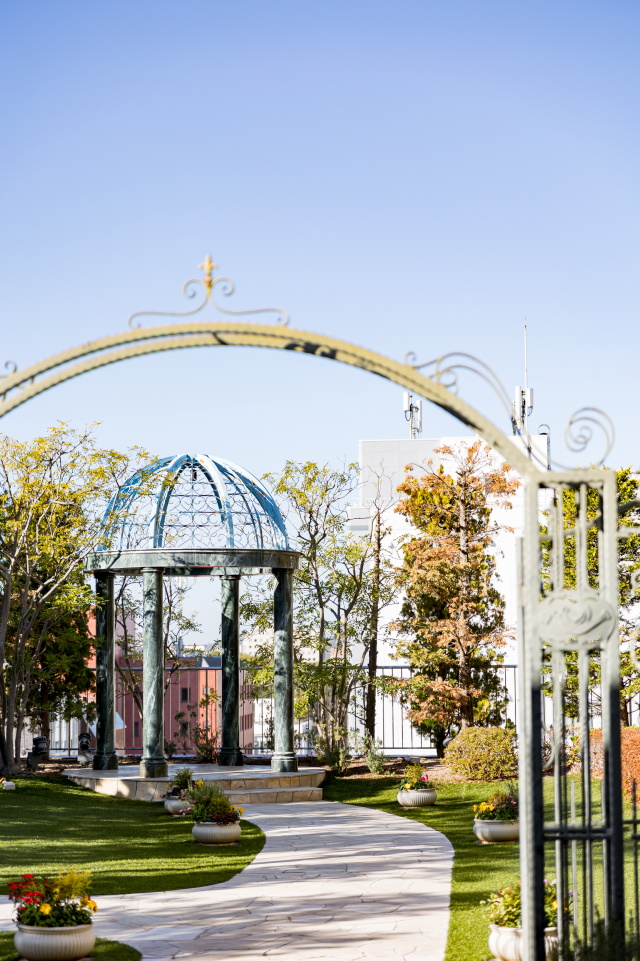 小さな結婚式松山店?～ANAクラウンプラザホテル松山チャペル～