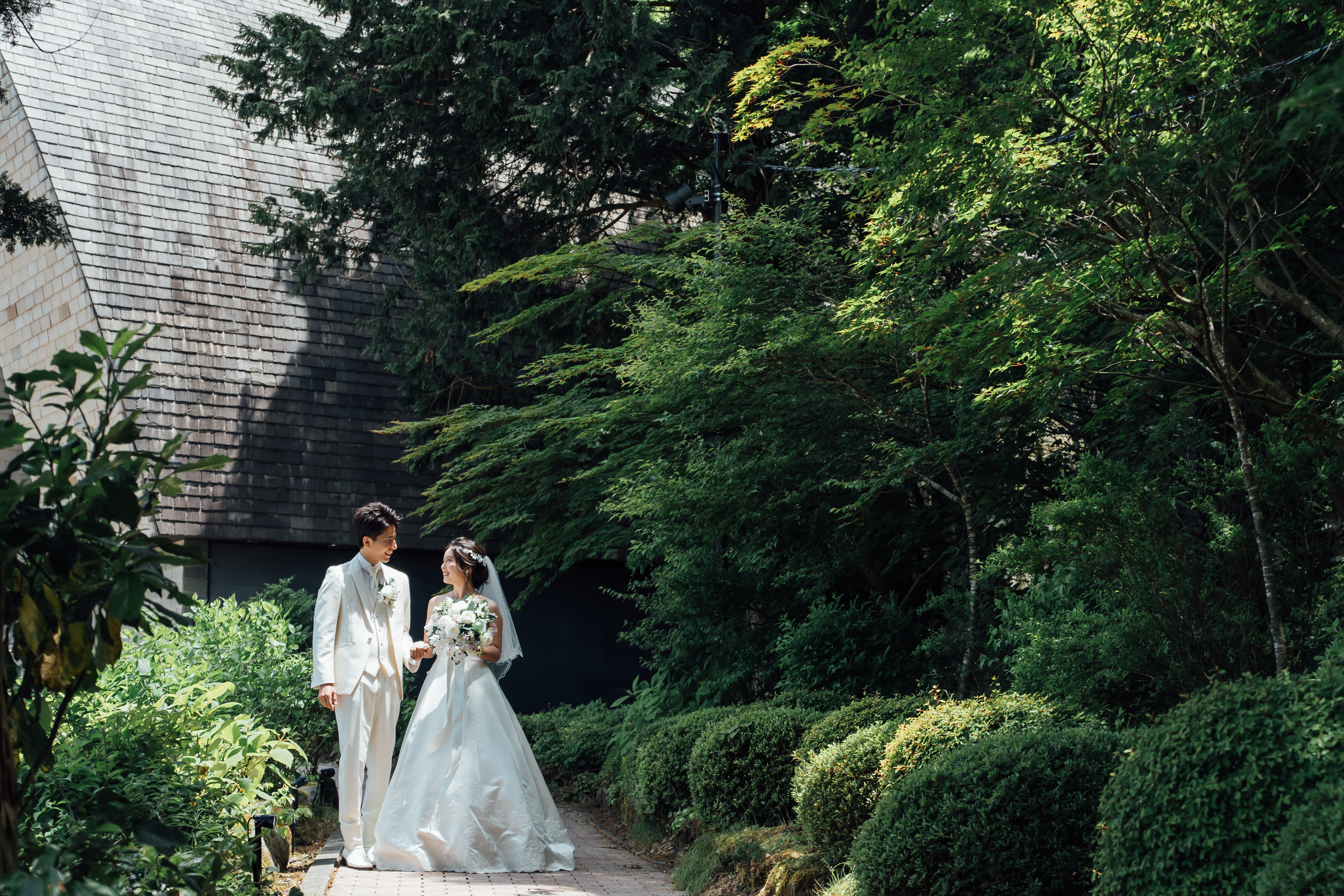 小さな結婚式横浜店～自然豊かな箱根で挙式をしよう！！！！～