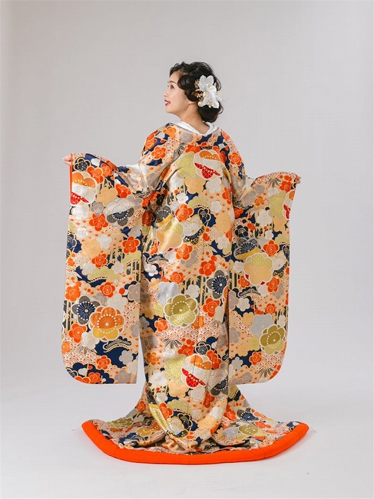 色打掛のご紹介☆*: .｡.