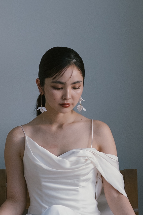 【新作小物】左右で表情を変える＊上品クレイイヤリング