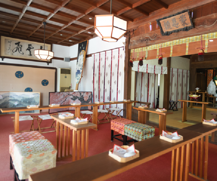 ■阿智神社は倉敷総鎮守の神社/御神徳は交通安全 / 海上安全 / 美容健康 / 芸能上達 / 商売繁盛で、海の守り神・交通の守り神・美の守り神が主祭神です