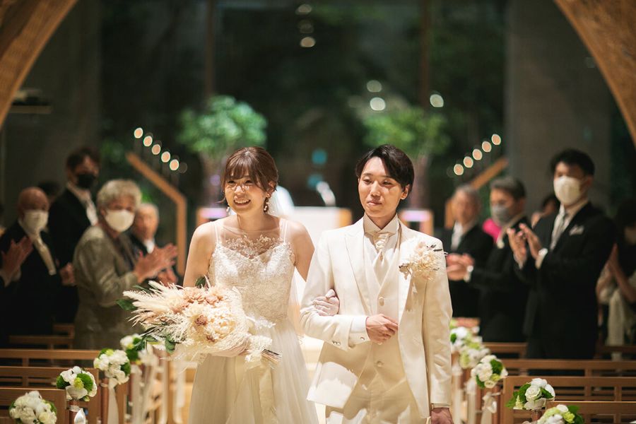 広島中心地の絶好のロケーション × 多彩な披露宴会場