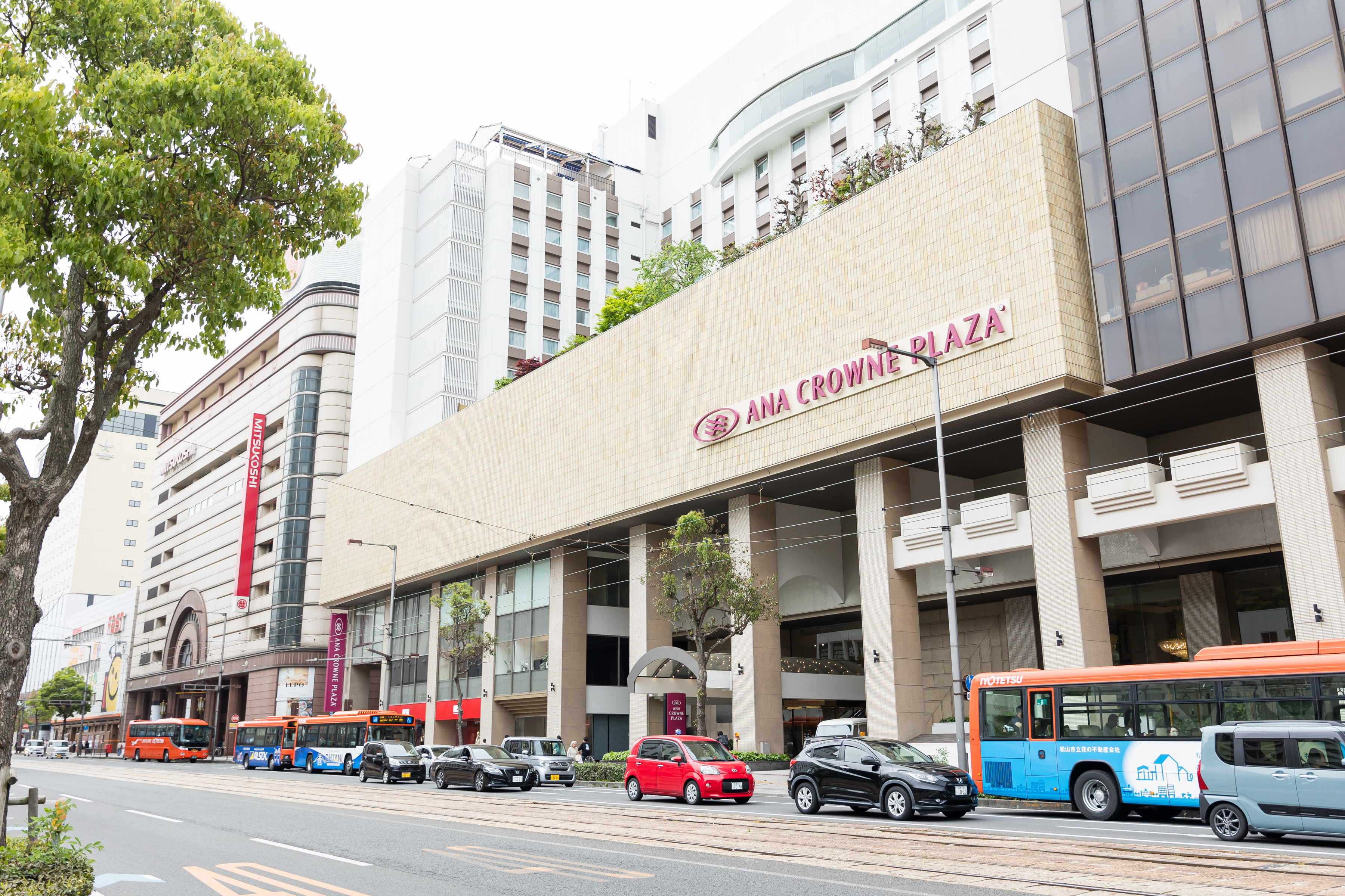 【最高の立地】松山市の中心地に位置しており、観光地への移動も簡単！県外ゲストに喜ばれます！