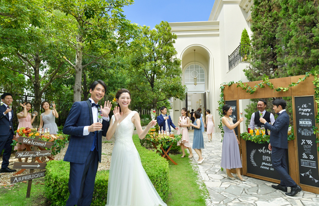 エントランスからガーデン、披露宴会場までトータルに演出が可能