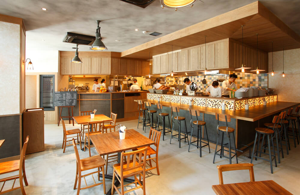 ビストロ ファヴォリ BISTRO FAVORI
