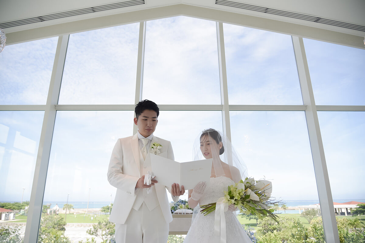 小さな結婚式 沖縄サザンビーチチャペルで挙げられたお客様の結婚式写真06