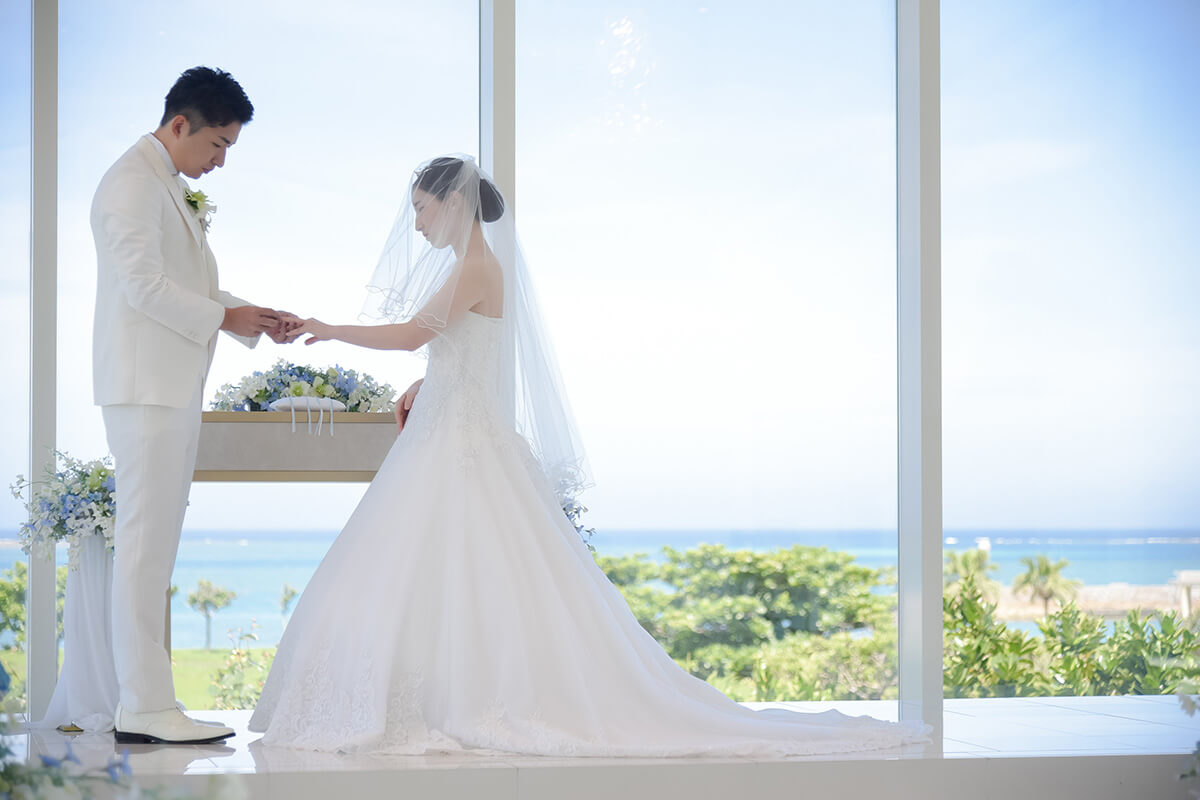 小さな結婚式 沖縄サザンビーチチャペルで挙げられたお客様の結婚式写真07