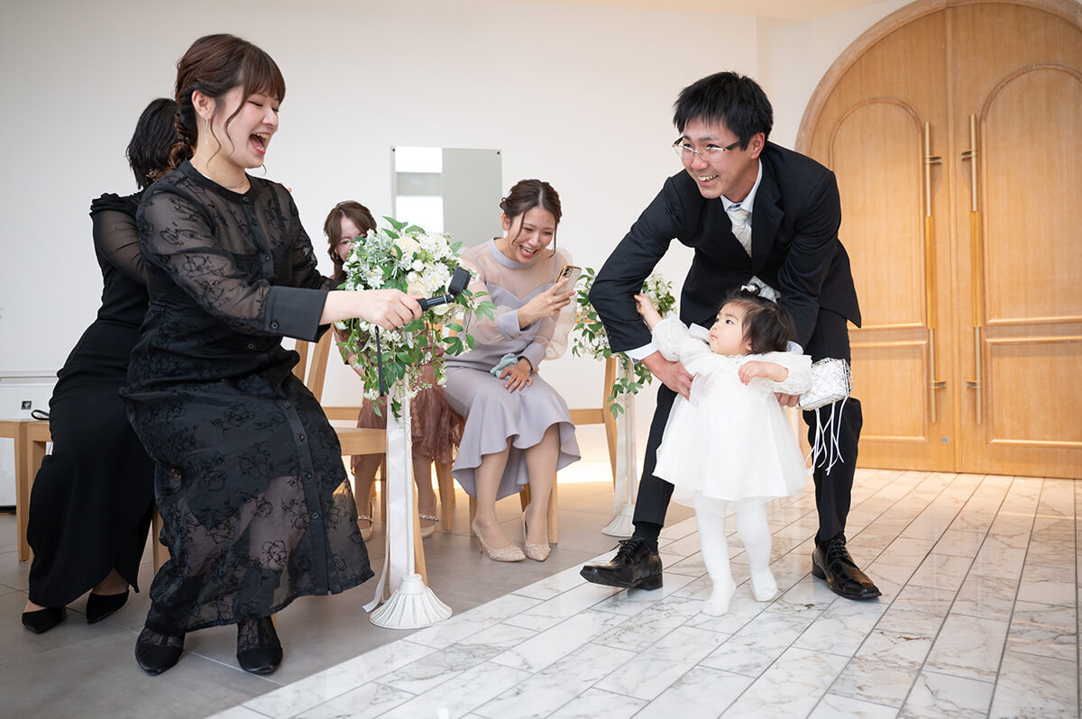 小さな結婚式 新潟チャペル　かわいい女の子のリングガール