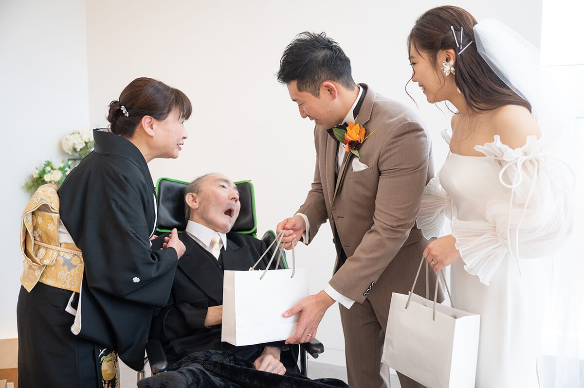 小さな結婚式 新潟チャペルで　送賓～今日は来てくれてありがとう