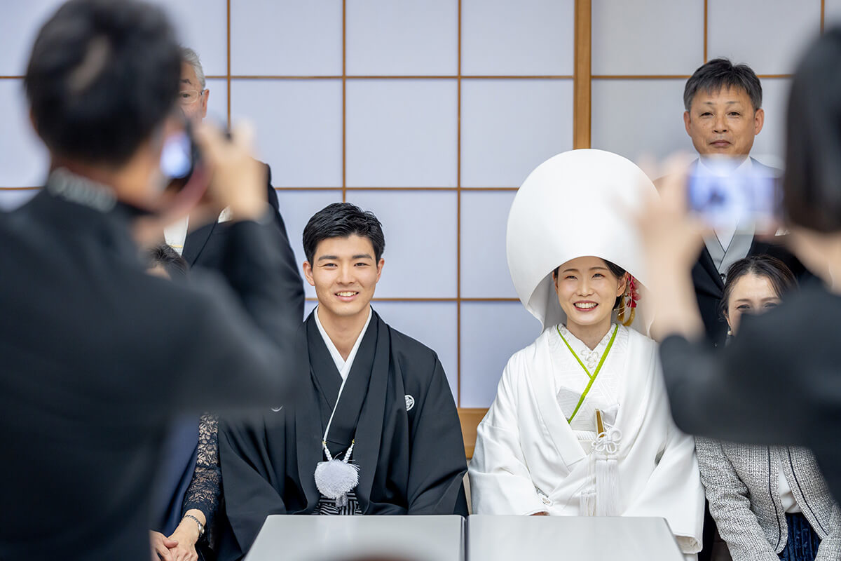 北海道神宮控室にて　綿帽子撮影