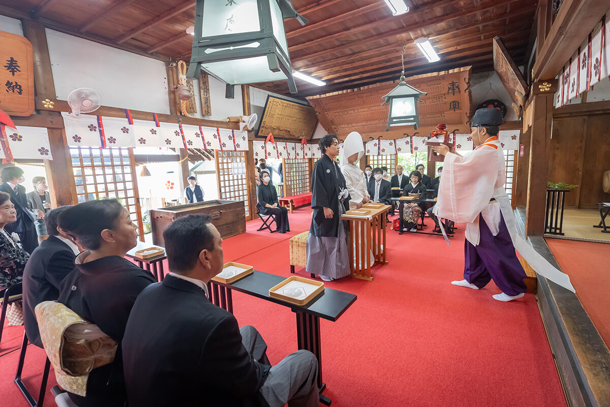 宇多須神社で挙げられたお客様の結婚式写真03