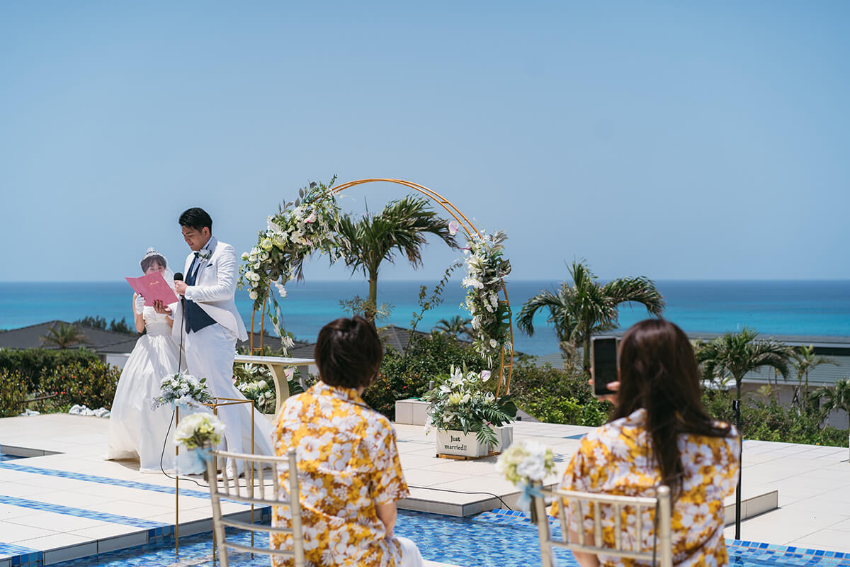 宮古島来間リゾートシーウッドホテルで挙げられたお客様の結婚式写真08