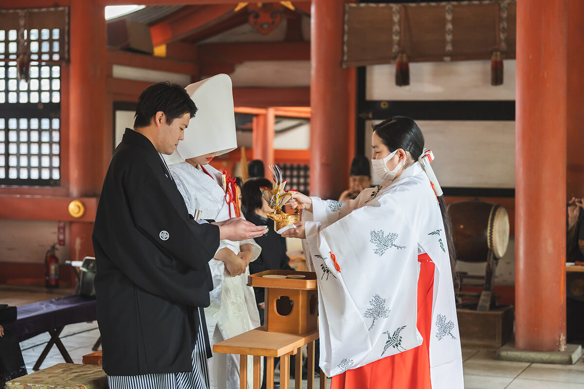 藤崎八幡宮で挙げられたお客様の結婚式写真04