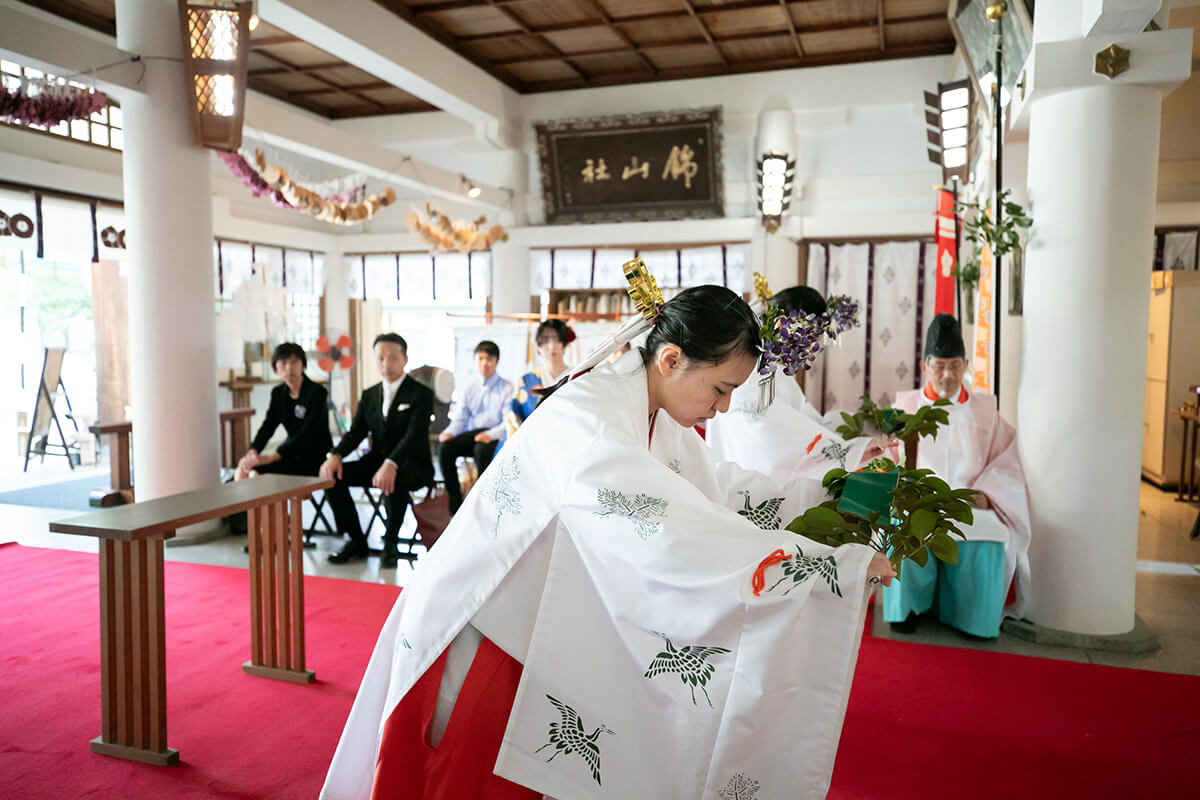 加藤神社で挙げられたお客様の結婚式写真04
