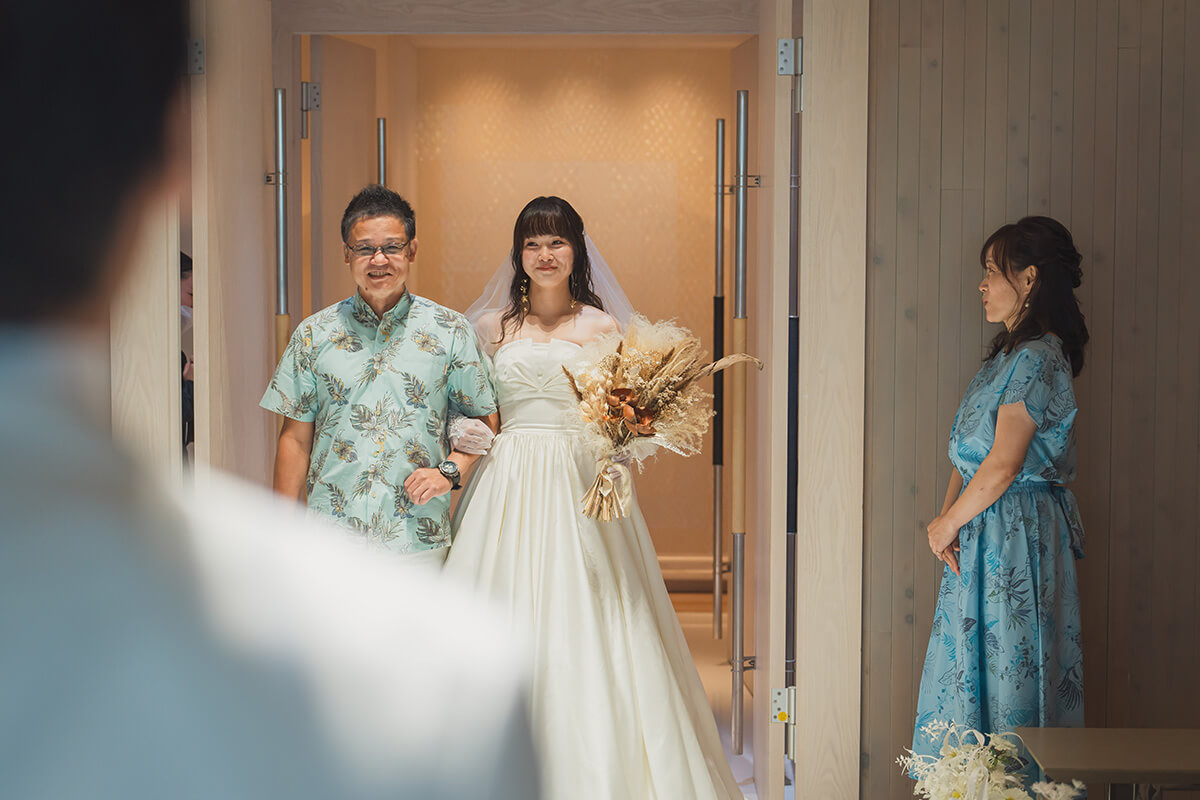 沖縄リゾートで挙げられたお客様の結婚式写真07