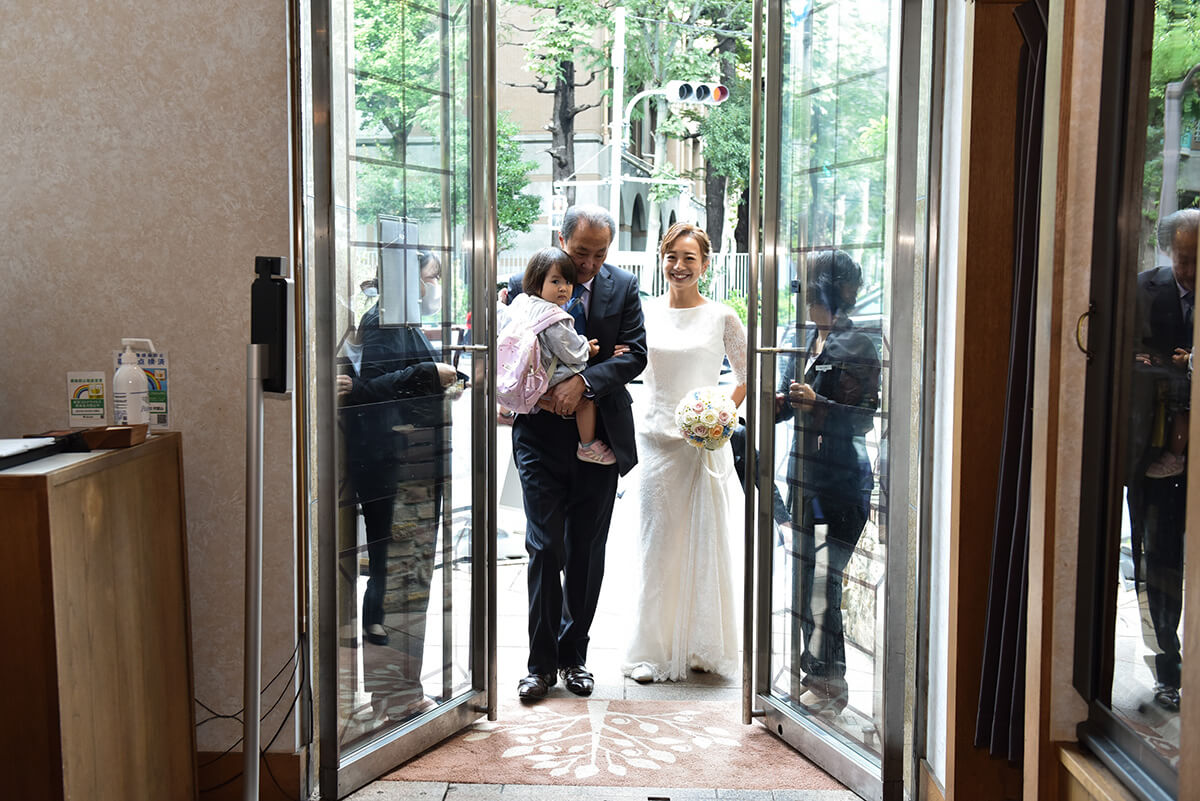 ビストロ ファヴォリで挙げられたお客様の結婚式写真01