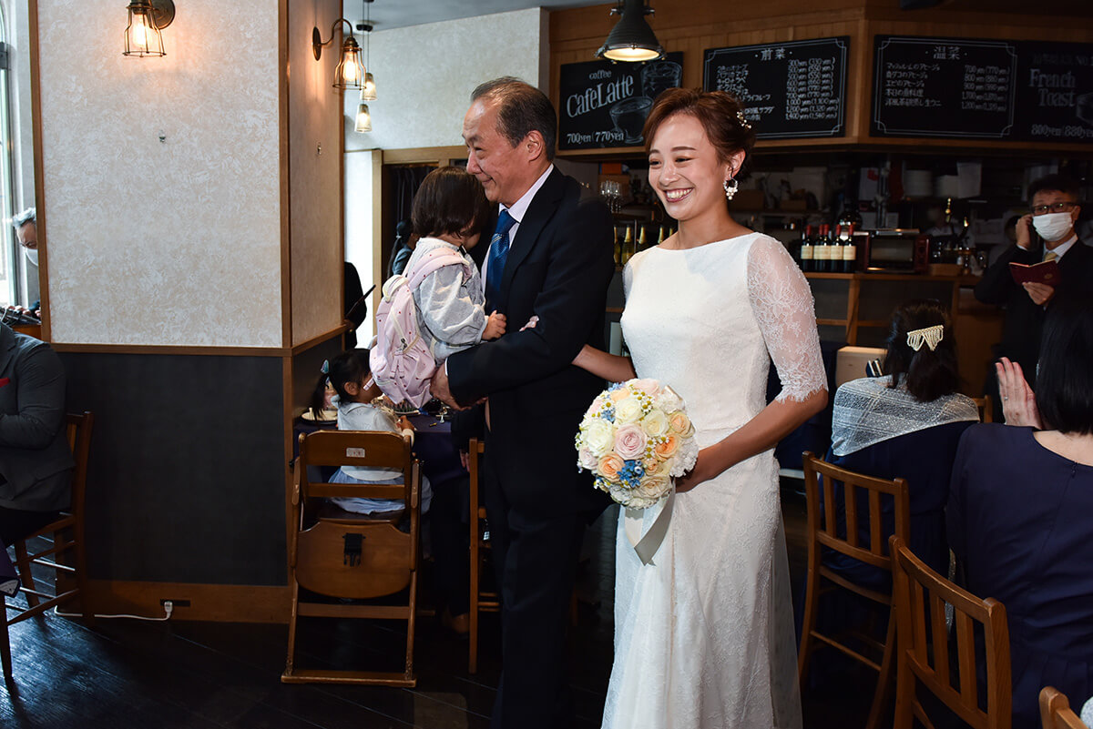 ビストロ ファヴォリで挙げられたお客様の結婚式写真02