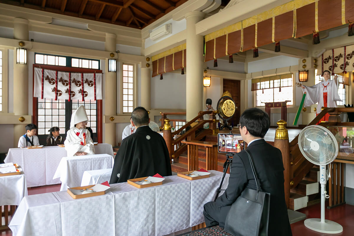 御霊神社で挙げられたお客様の結婚式写真05