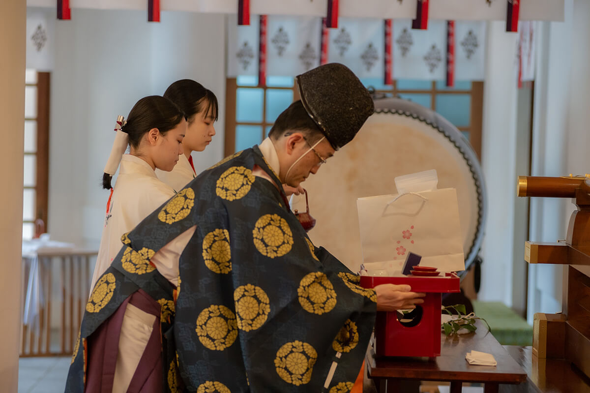 福岡縣護國神社で挙げられたお客様の結婚式写真03